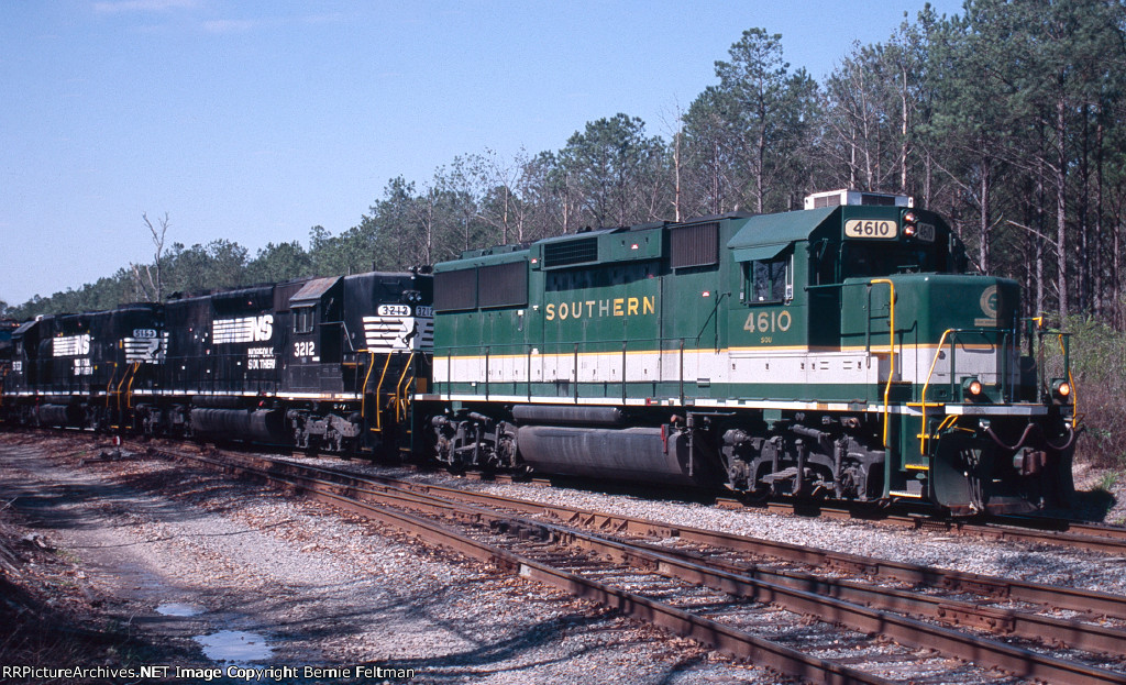 Norfolk Southern GP59 #4610 is backing thru the switch connecting NS with Chattahoochee Industrial Railroad 